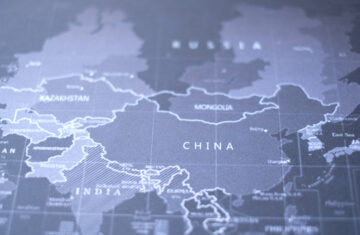 Realignment and Strategic Autonomy: Middle Power Countries and China